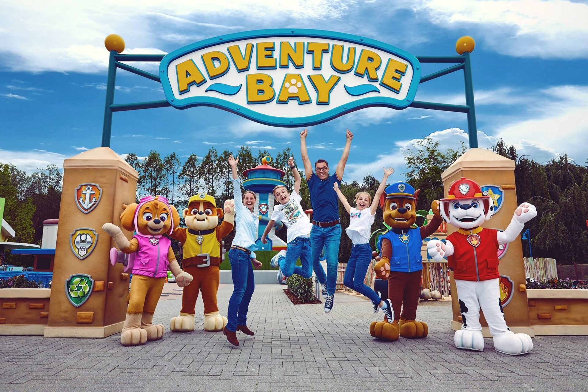 moviepark holidays travelcircus
